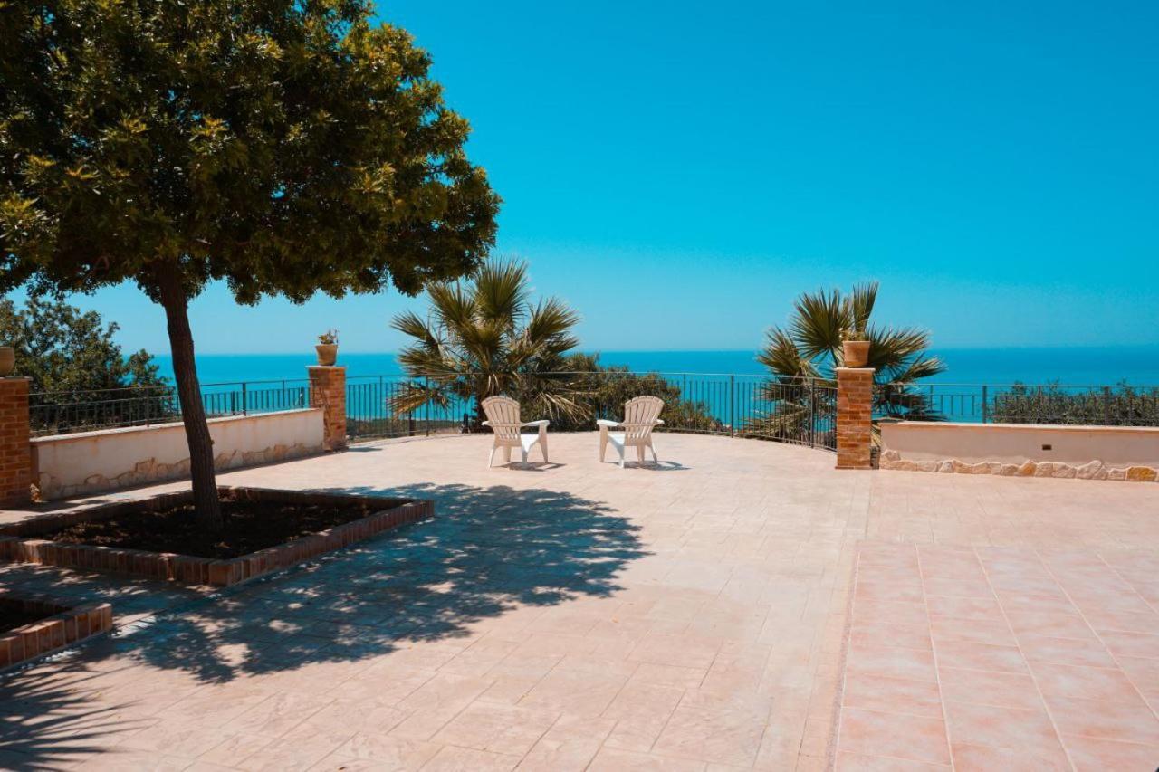 Il Casale Di Bovo Marina Villa Montallegro Exterior photo