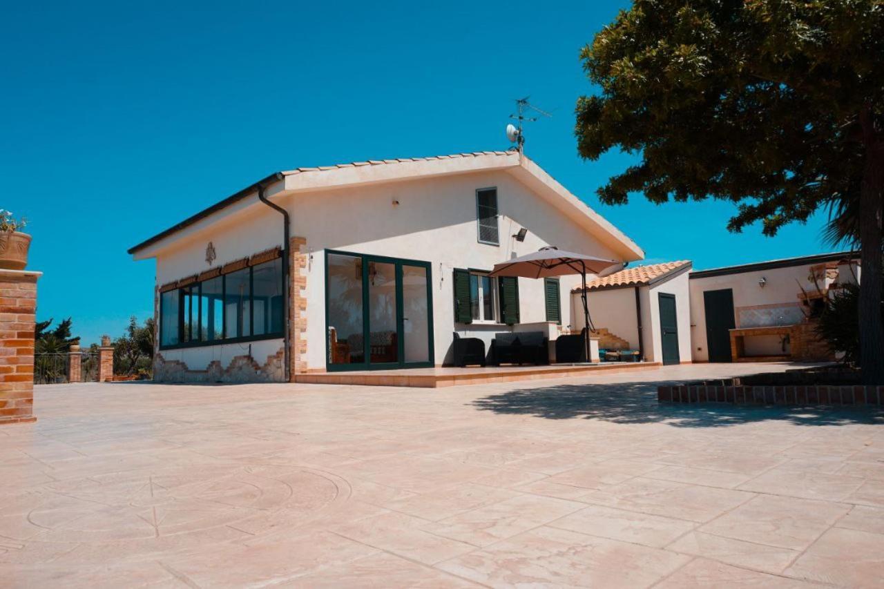Il Casale Di Bovo Marina Villa Montallegro Room photo